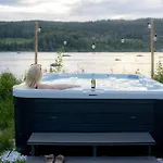 Alojamento de Turismo Selvagem Gnist Retreat *