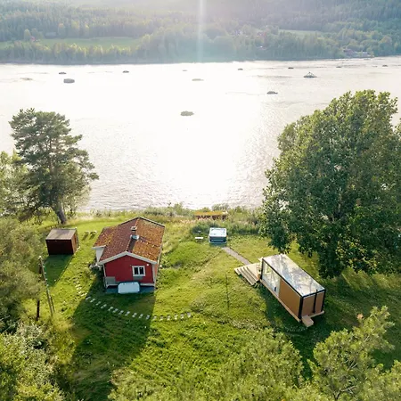 Lodge Gnist Retreat Sorumsand